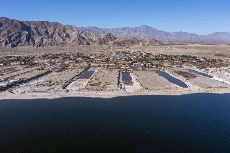 Salton Sea fights to stop pumping to prevent it from drying up