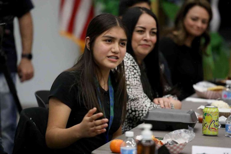 L.A. Unified School District's enrollment plan isn't as dire as it may seem